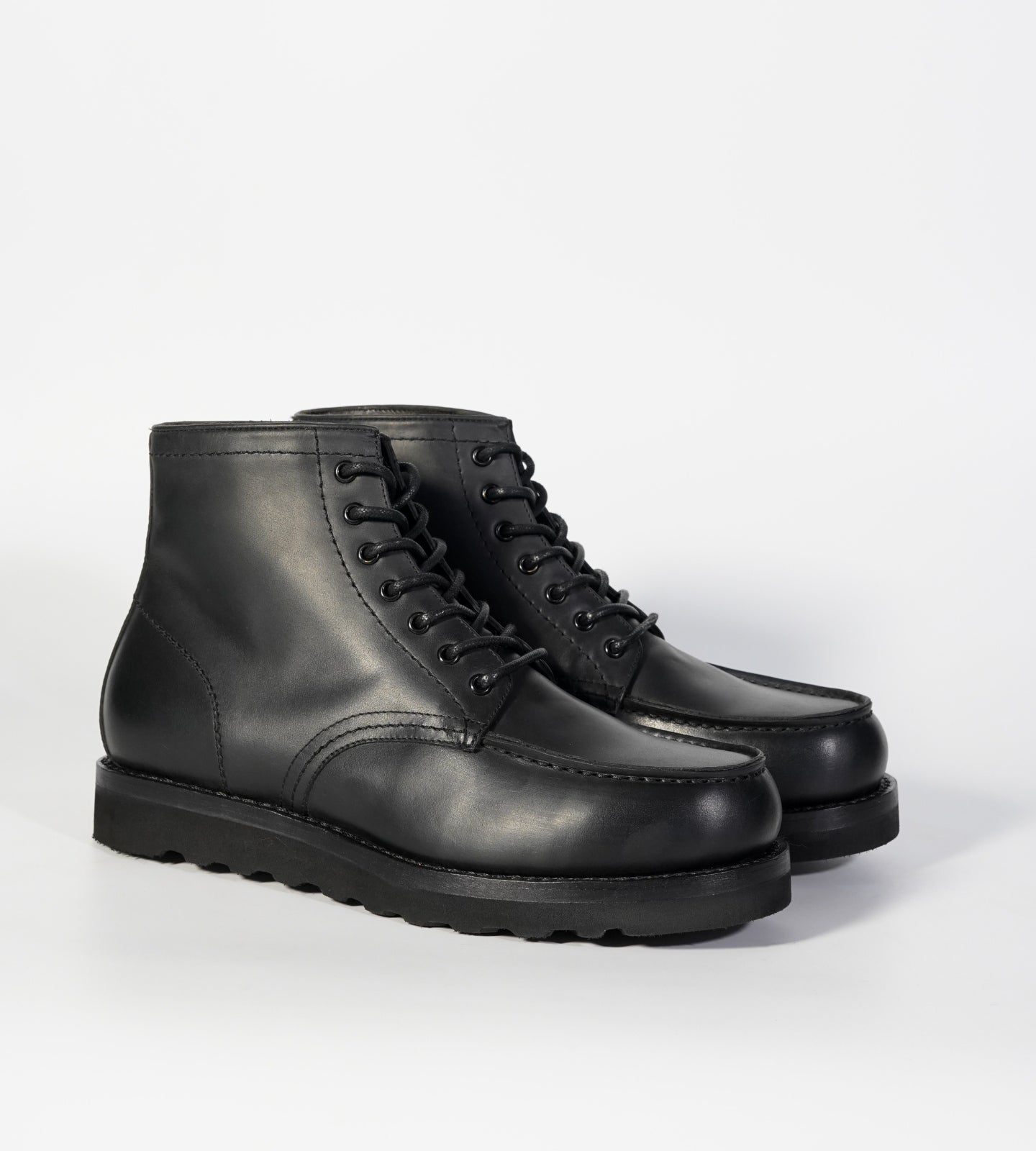 Hand-Welted Black Oiled Leather Moctoe Boot
