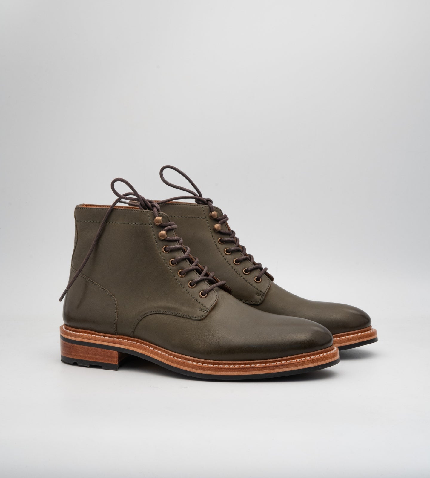Hand-Welted Olive Plain Toe Boot