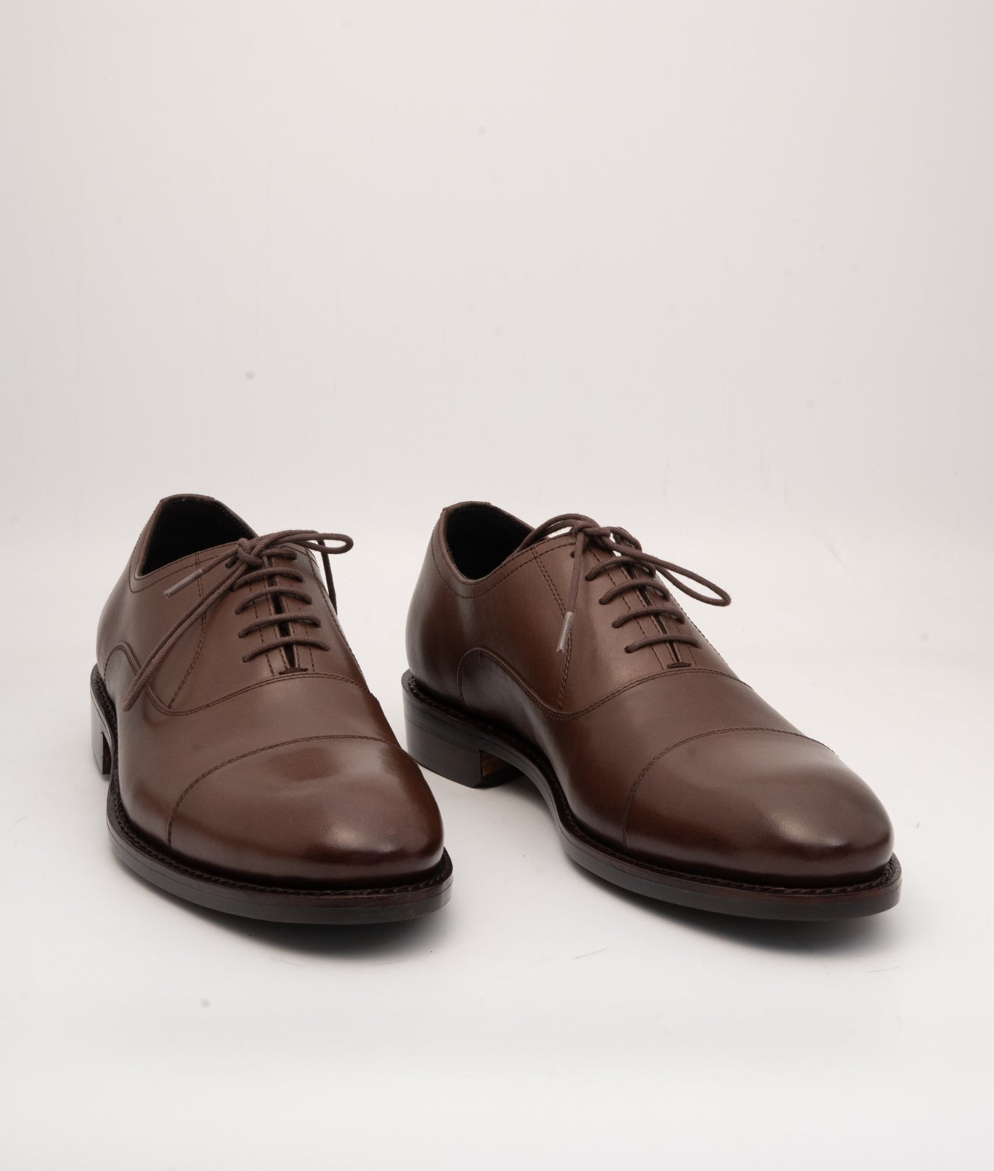 Classic Hand-Welted Brown Captoe Oxford