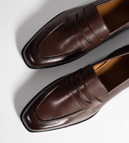 Hand-Welted Chiselled Toe Burgundy Penny Loafer